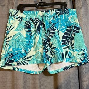 Ladies Columbia Board Shorts size XL